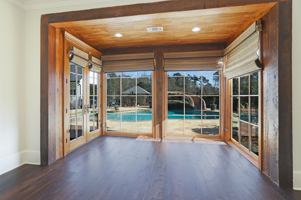 Missy Court - Image 24